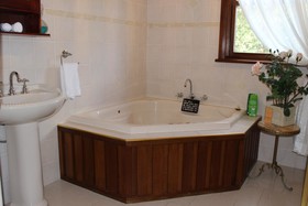 Windradyne Boutique Bed & Breakfast