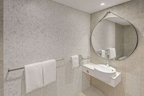 Adina Apartment Hotel Bondi Beach Sydney