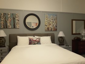Bourke Apartments