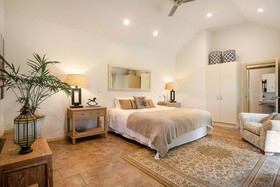 A Perfect Stay - Bhadra Bails