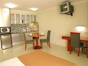 Comfort Inn & Suites Burwood