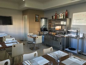 Comfort Inn & Suites Burwood