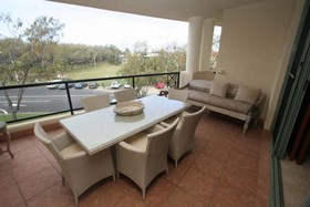 Bay Royal Apartments