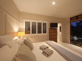 Cavvanbah Beach House