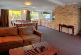 Wollongbar Motel