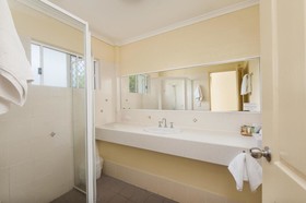 Wollongbar Motel