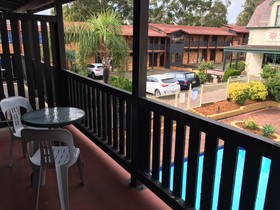 Maclin Lodge