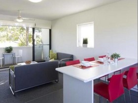Western Sydney University Village Campbelltown