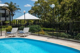 Best Western Plus Apollo International Hotel