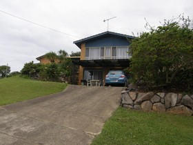 Ambience at Diggers Beach