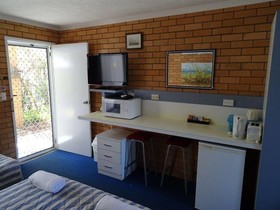 Bosuns Inn Motel