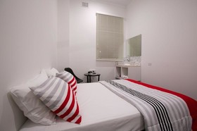 Pier Hotel