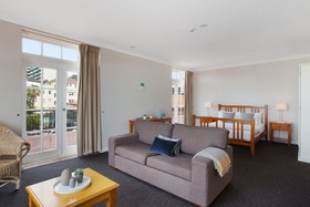 Coogee Bay Hotel
