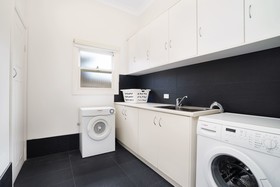 Newcastle Executive Homes - Cooks Hill Cottage