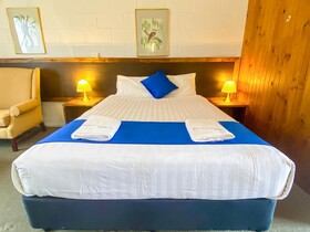 Snow Season Motor Inn