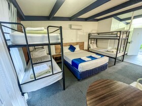 Snow Season Motor Inn
