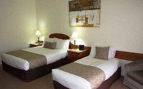 Best Western Heritage Motor Inn