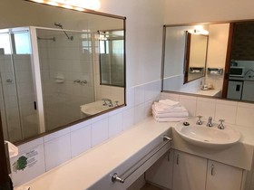 Best Western Heritage Motor Inn