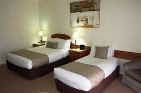 Best Western Heritage Motor Inn