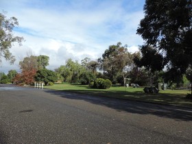 Greenacres Motel