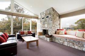 Novotel Lake Crackenback Resort & Spa