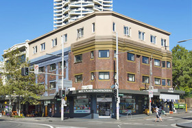 Nate's Place Backpackers