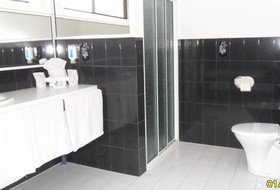 Settlement Motor Inn