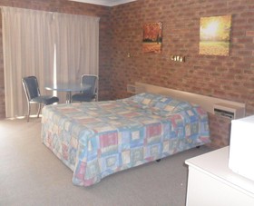 Settlement Motor Inn