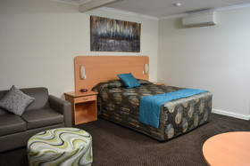 Cattlemans Country Motor Inn