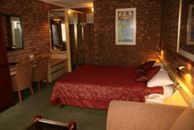 Countryman Motor Inn
