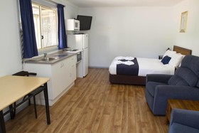 Dubbo Holiday & Caravan Park