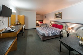 Shearing Shed Motor Inn