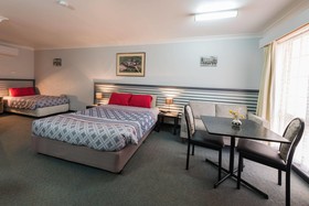 Shearing Shed Motor Inn
