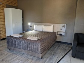 Tallarook Motor Inn