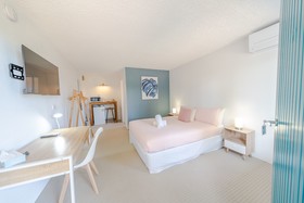 Coast Motel Eden