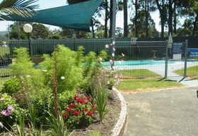 Eden Golf View Motel