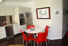 Arthouse Beachfront Accommodation