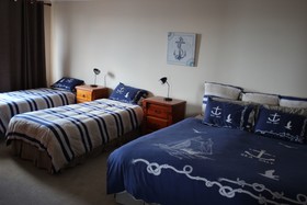 Beulahs Beach House At Stockton