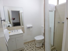 Econo Lodge Ben Hall Motor Inn