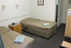 Lake Forbes Motel
