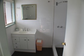 Lake Forbes Motel