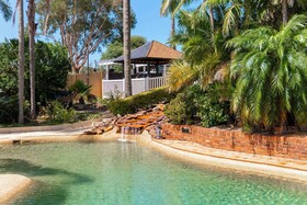 The Quarters - Ascend Hotel Collection