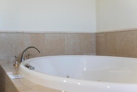 The Quarters - Ascend Hotel Collection