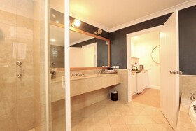 The Quarters - Ascend Hotel Collection