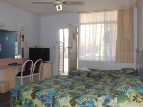 Golden Sands Motor Inn