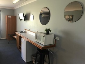 Castlereagh Motor Inn
