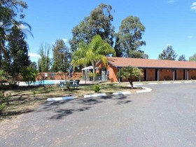Castlereagh Motor Inn