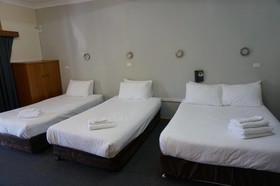 Gosford Inn Motel