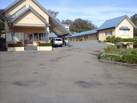 Willows Motel