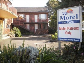 Anchor Bay Motel